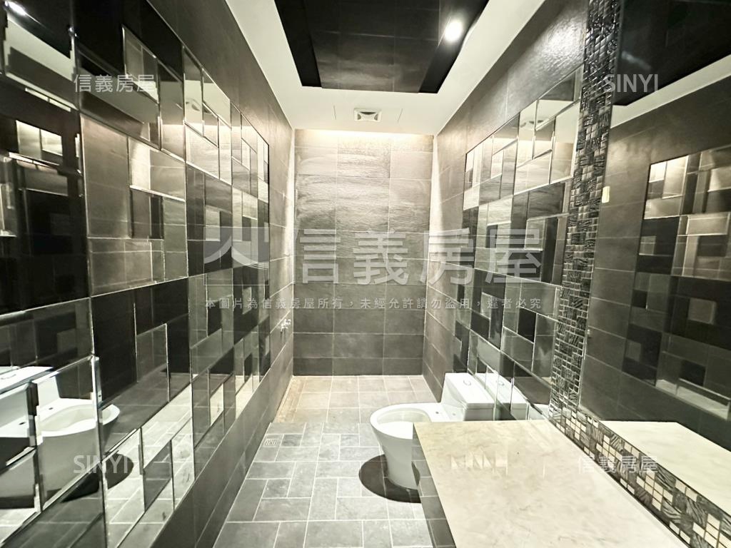 一層一戶大坪數辦公房屋室內格局與周邊環境