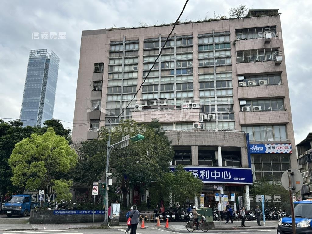 ★市府３０巷★三角窗透店房屋室內格局與周邊環境