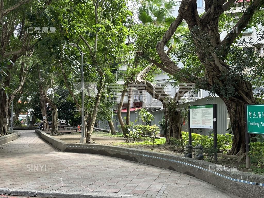 ★市府３０巷★三角窗透店房屋室內格局與周邊環境