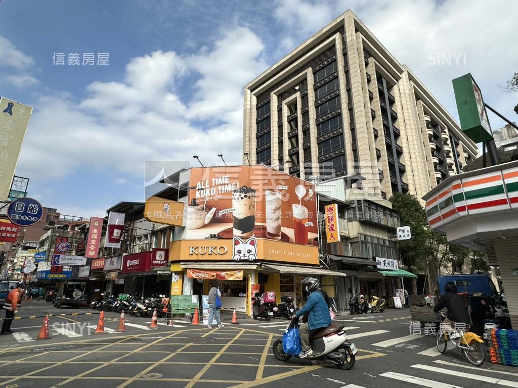 ★市府３０巷★三角窗透店房屋室內格局與周邊環境