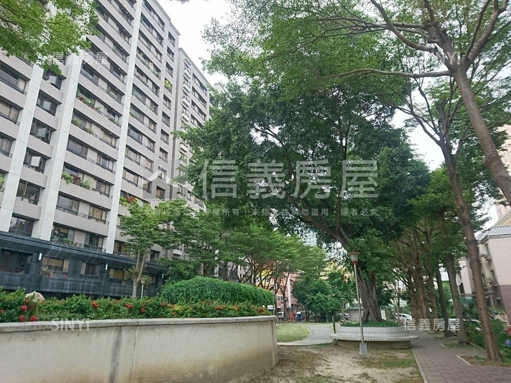 西區震後３房高樓層美裝潢房屋室內格局與周邊環境