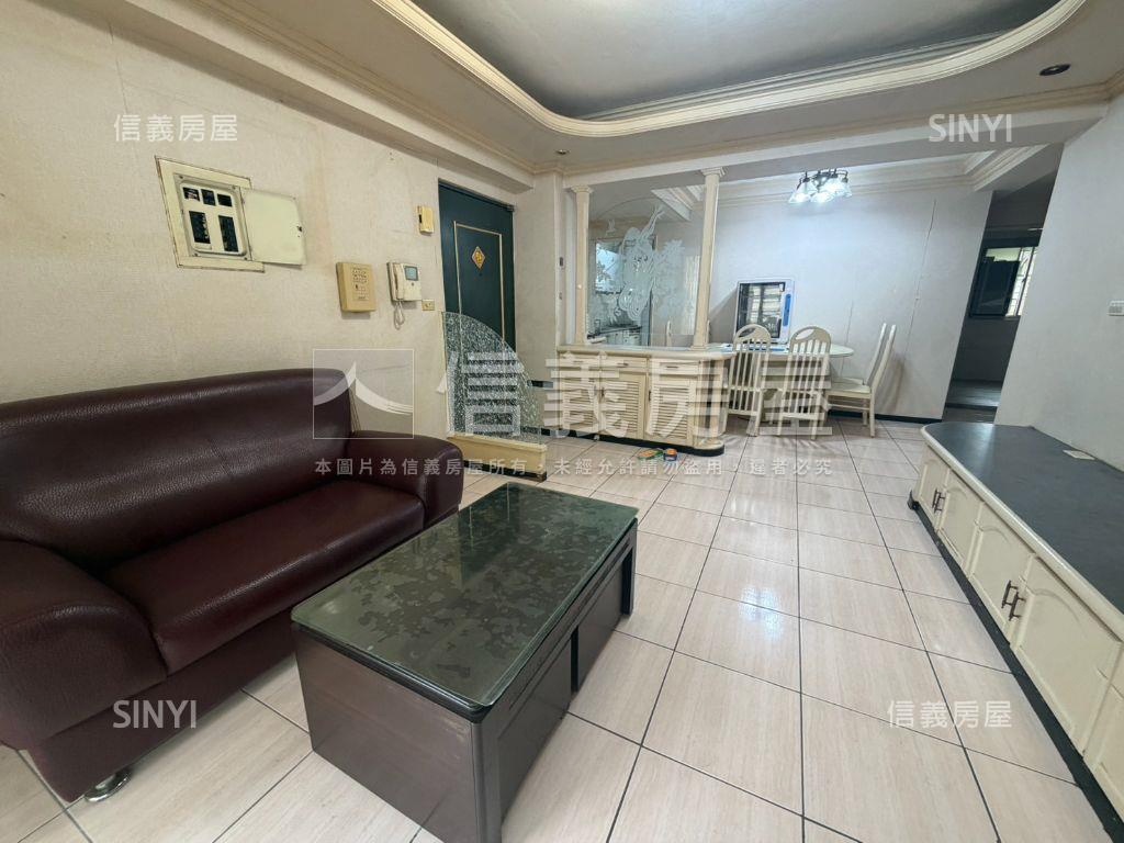 龍潭低總價電梯三房車位房屋室內格局與周邊環境