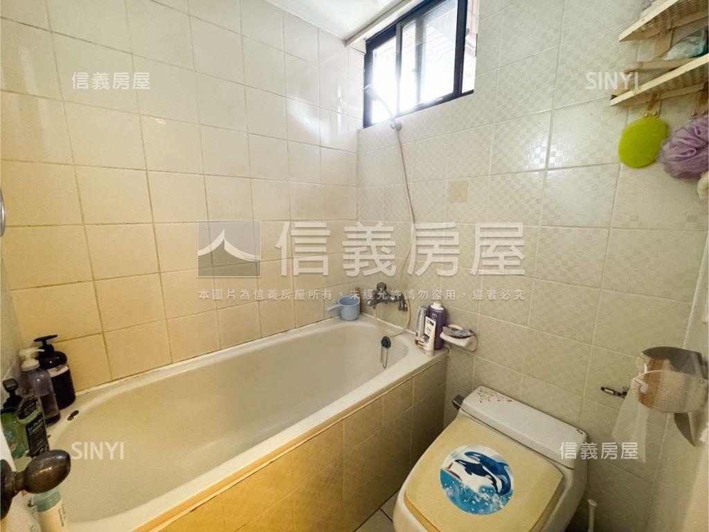 民生皇家高樓採光大三房房屋室內格局與周邊環境