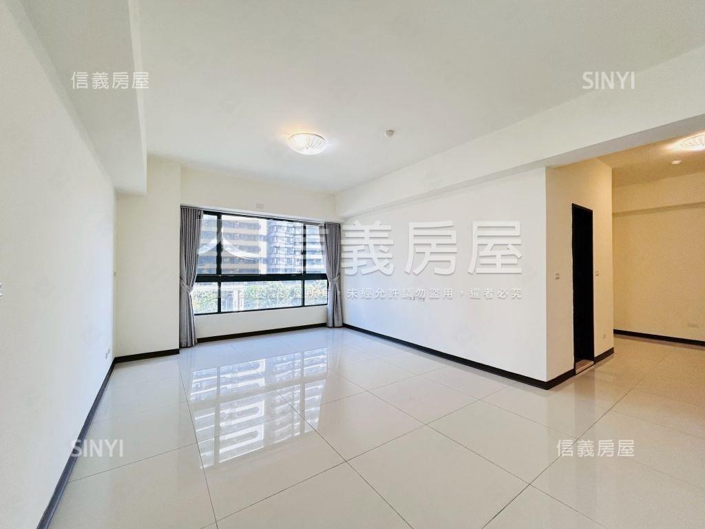 青埔景觀大四房車位房屋室內格局與周邊環境