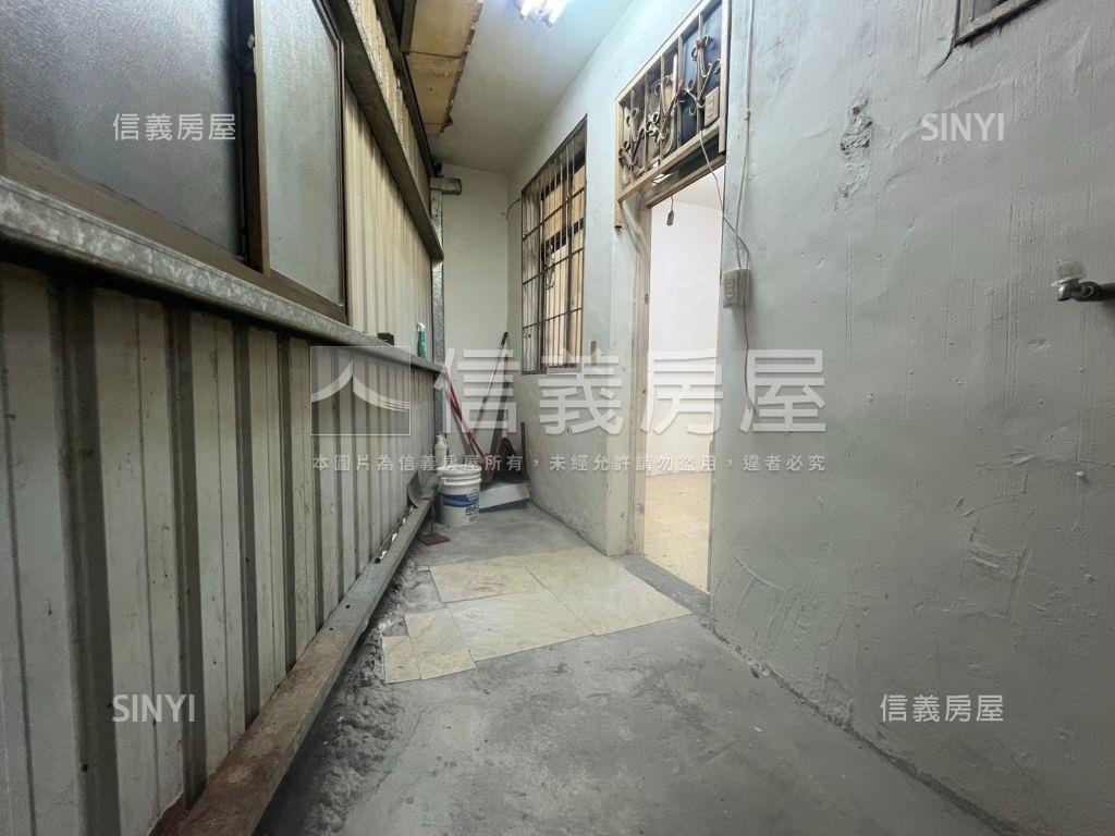 民族路，商用店面房屋室內格局與周邊環境