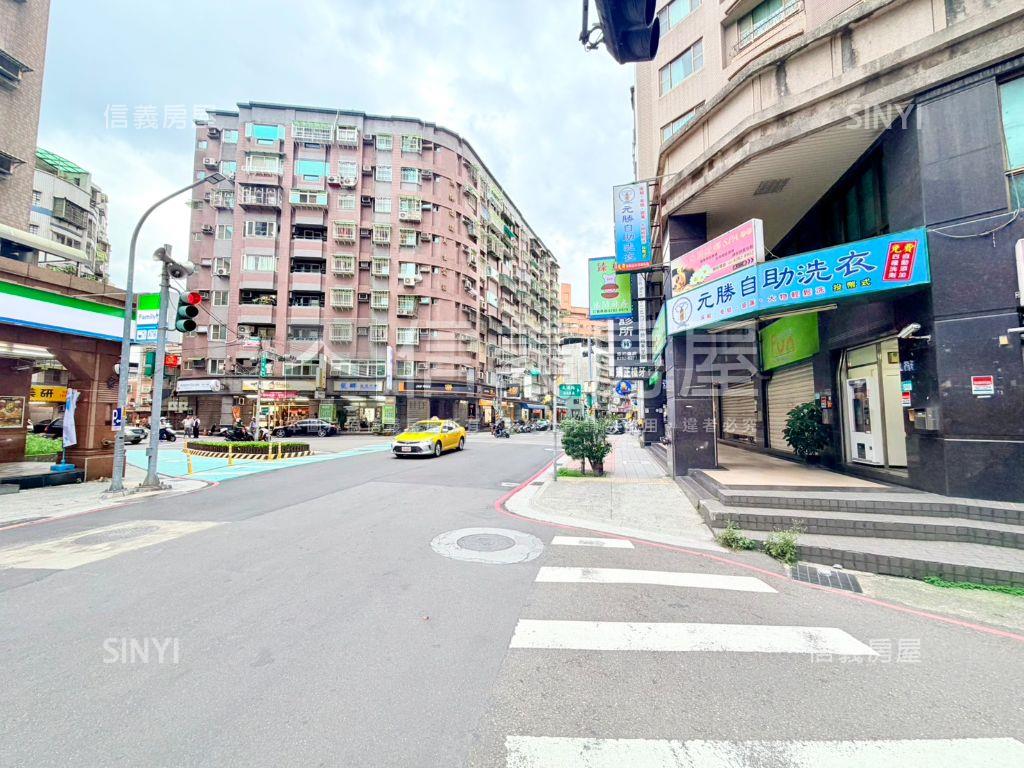 民族路，商用店面房屋室內格局與周邊環境