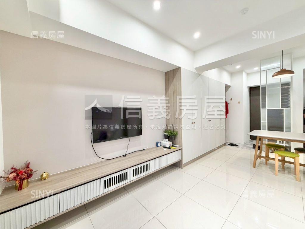 豐邑泱泱稀有２房車位房屋室內格局與周邊環境