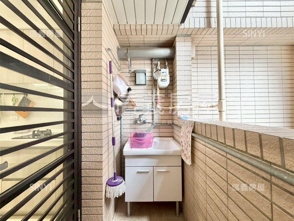 豐邑泱泱稀有２房車位房屋室內格局與周邊環境