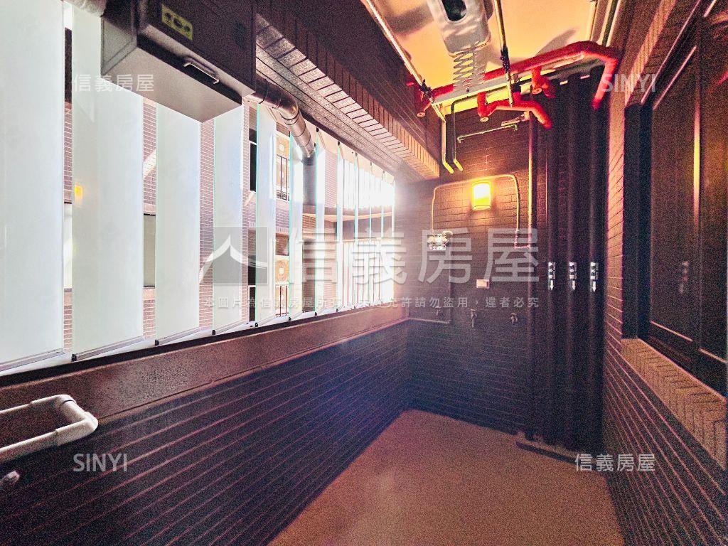 定泰翫寶高樓毛坯三車位房屋室內格局與周邊環境