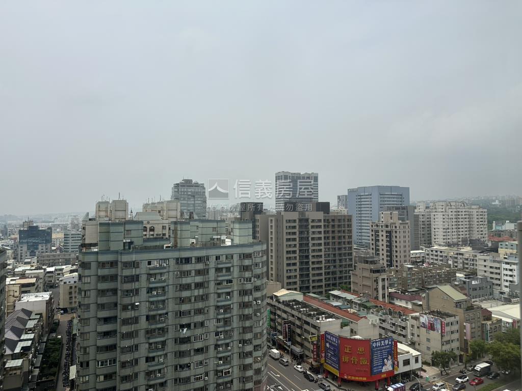 中科大俊國永福三房雙車位房屋室內格局與周邊環境
