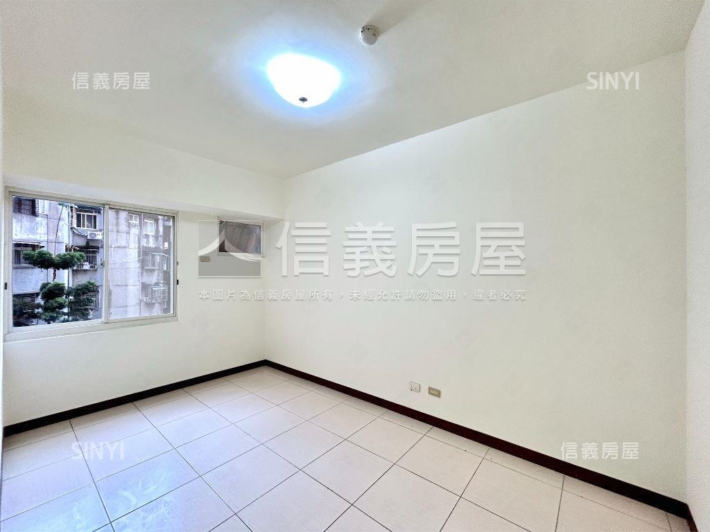 台大御園四房平面車位房屋室內格局與周邊環境