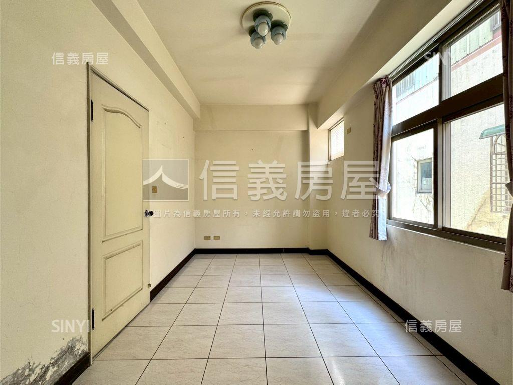 珍藏家別墅免１３００萬！房屋室內格局與周邊環境