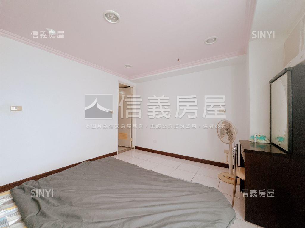 近一中商圈虎嘯西村美三房房屋室內格局與周邊環境