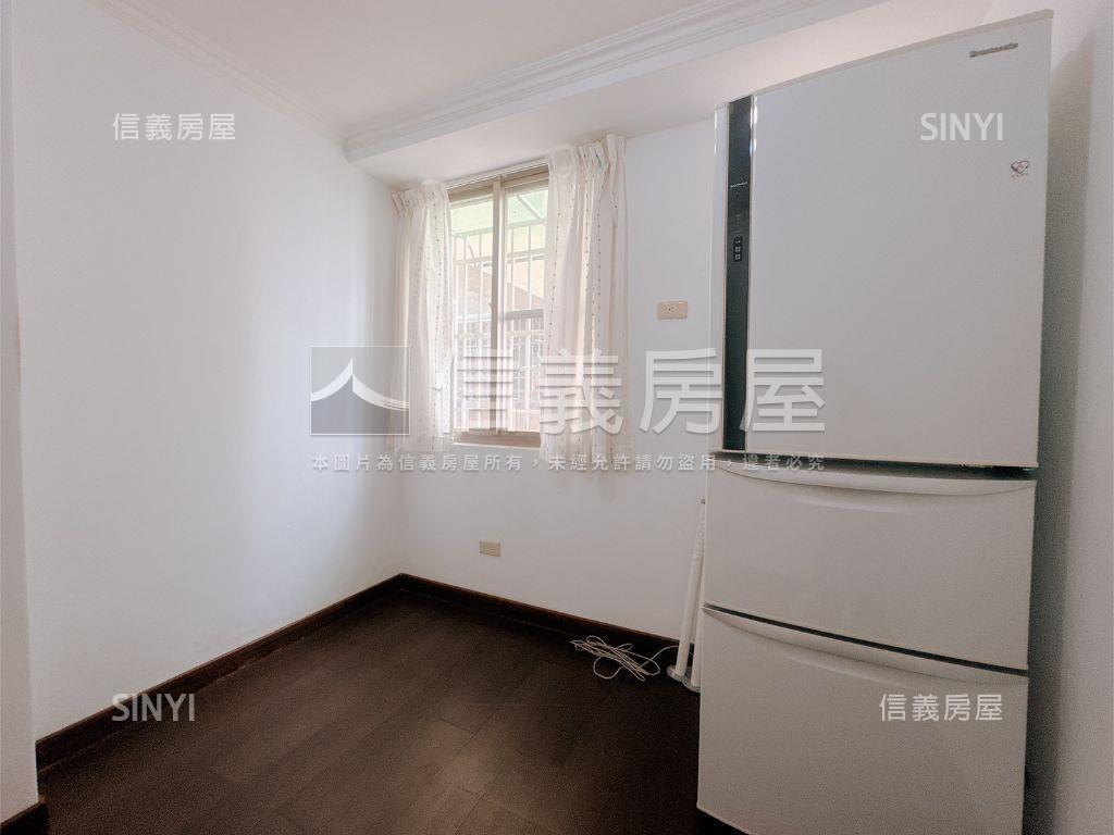 近一中商圈虎嘯西村美三房房屋室內格局與周邊環境