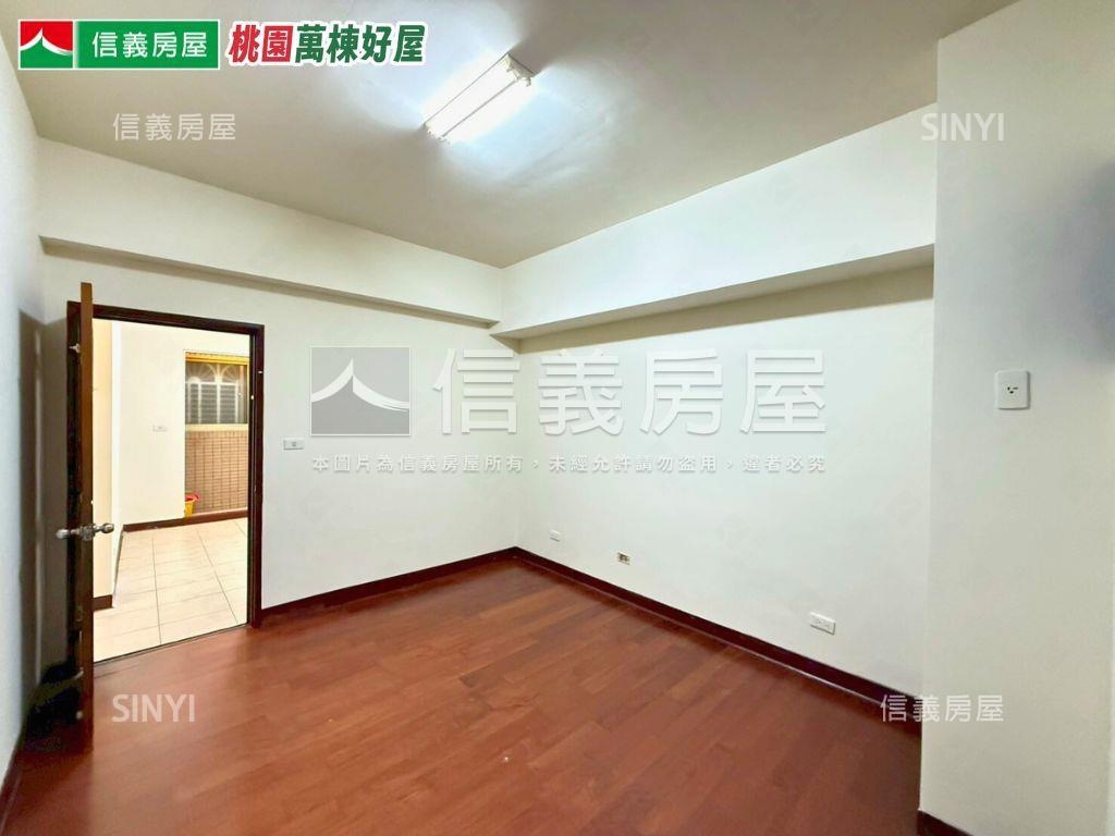 近車站｜壹樓極美三房車位房屋室內格局與周邊環境