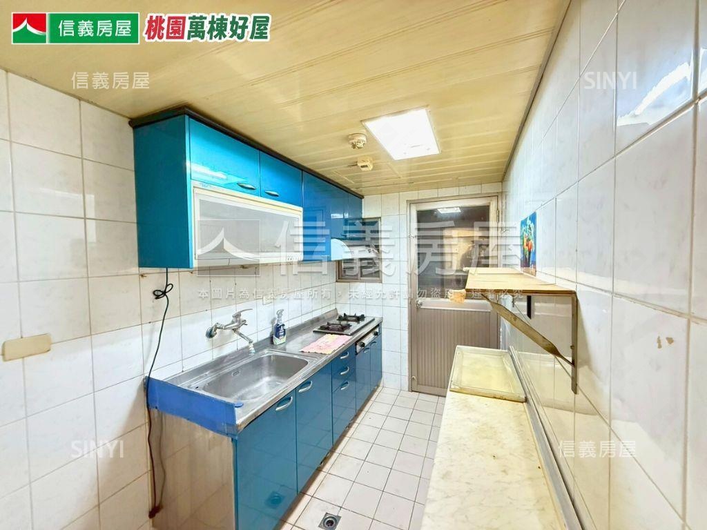 近車站｜壹樓極美三房車位房屋室內格局與周邊環境