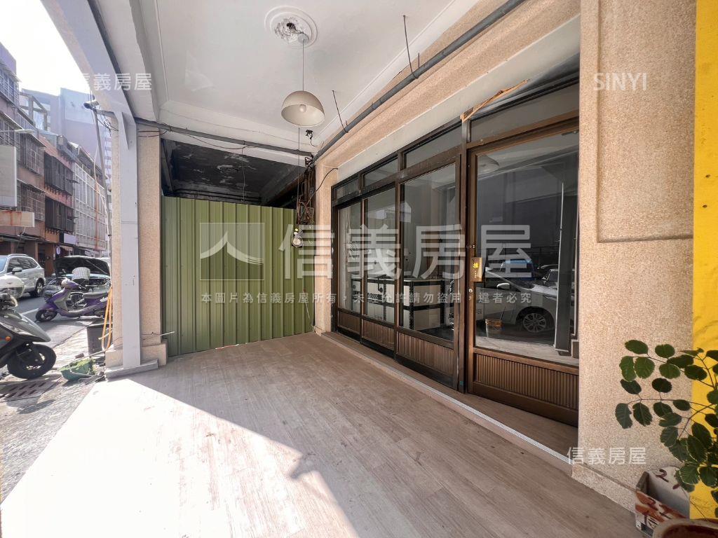 愛河靚美透天店面房屋室內格局與周邊環境