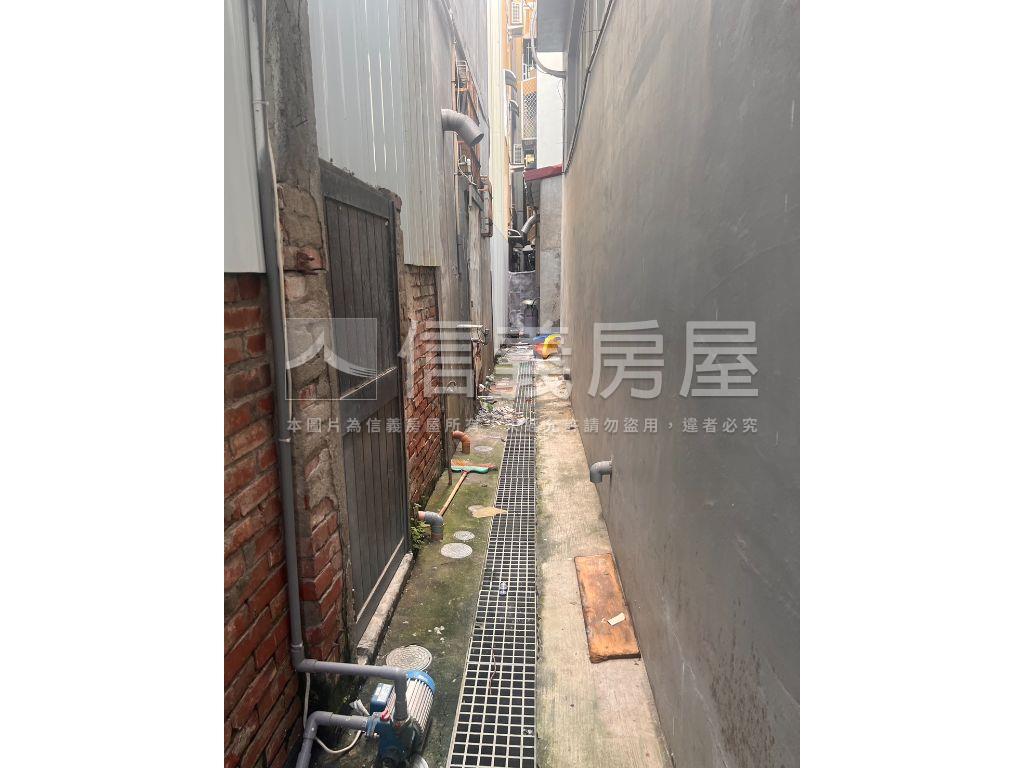 愛河靚美透天店面房屋室內格局與周邊環境