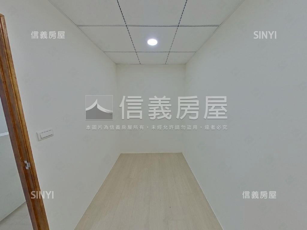 地３３坪力行路美屋房屋室內格局與周邊環境