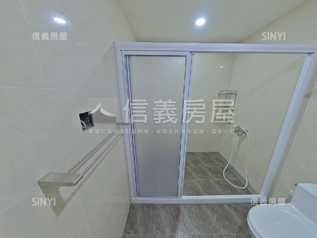 地３３坪力行路美屋房屋室內格局與周邊環境