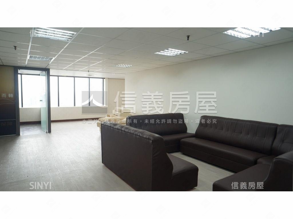 華爾街整層辦公樓下是銀行房屋室內格局與周邊環境