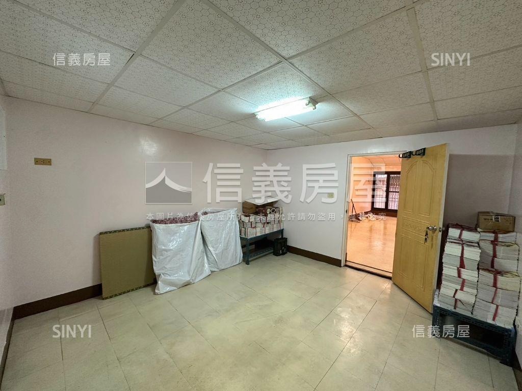 高醫整理過透天房屋室內格局與周邊環境