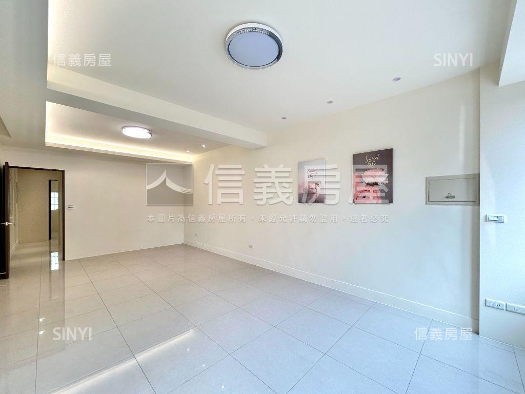 臨路邊間三面採光朝南透天房屋室內格局與周邊環境