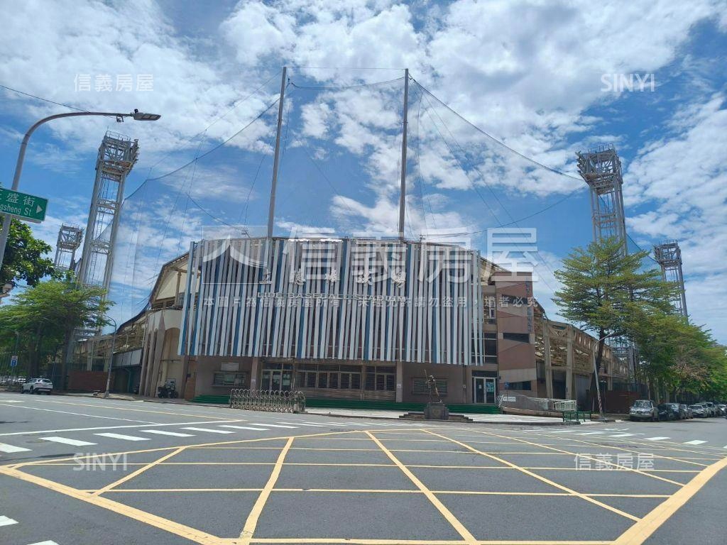 前金捷運站六米活巷美透房屋室內格局與周邊環境