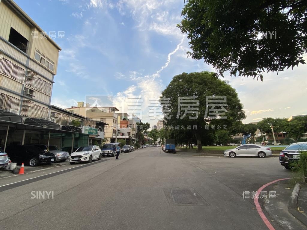 住二黎明新村角地面公園房屋室內格局與周邊環境