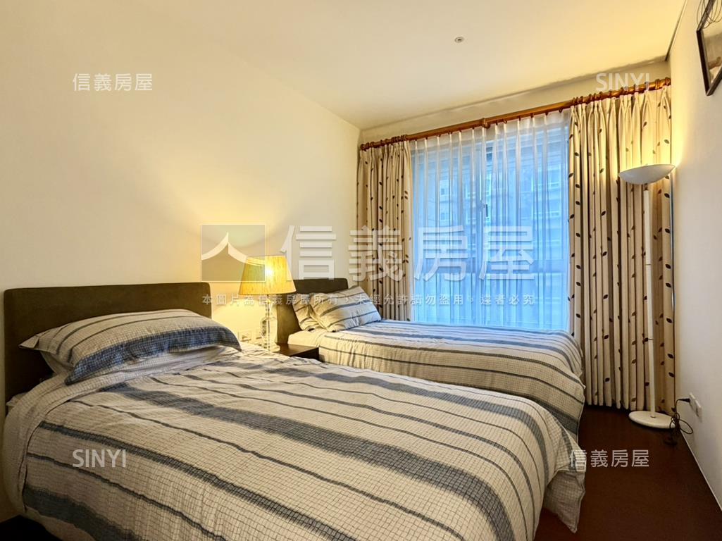 台北灣球場景觀大戶房屋室內格局與周邊環境