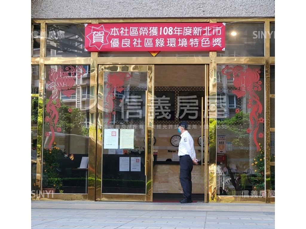 台北灣球場景觀大戶房屋室內格局與周邊環境