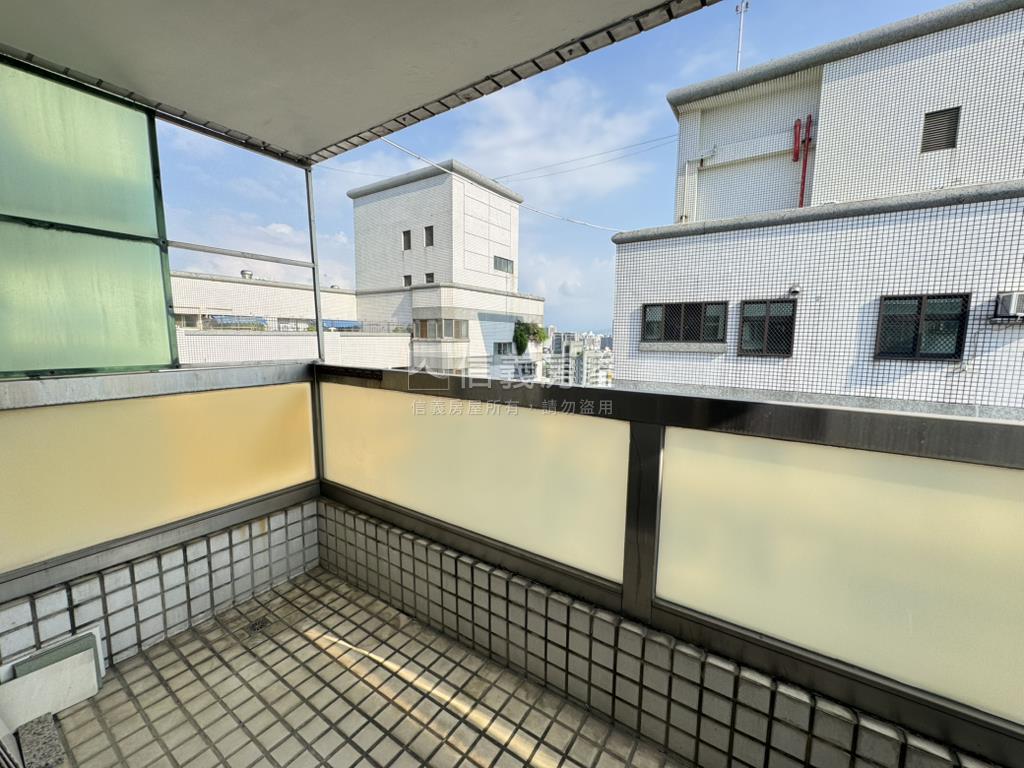 水湳經貿好視野三房平車房屋室內格局與周邊環境