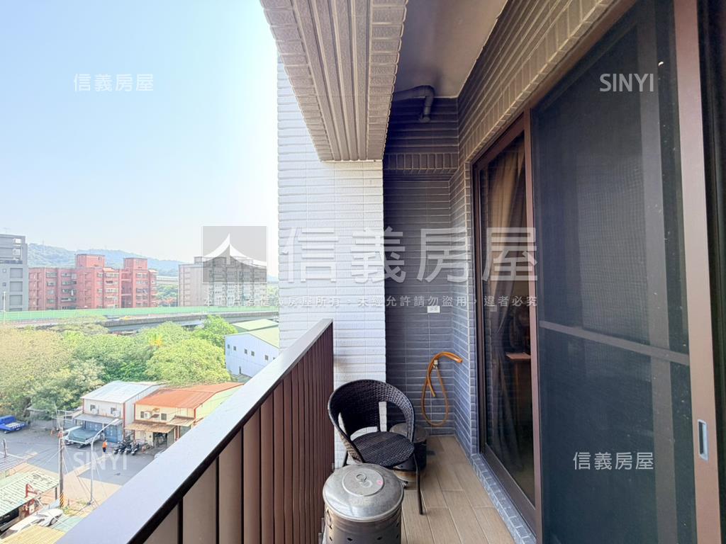 台北捷韻景觀三房車位房屋室內格局與周邊環境