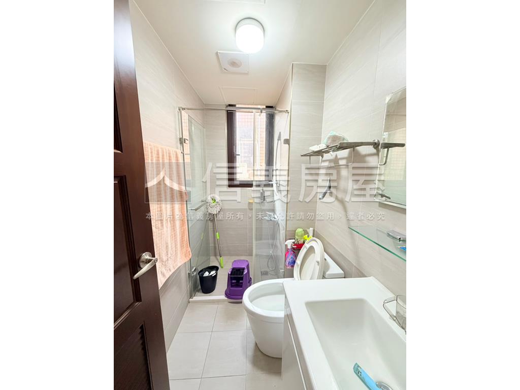 台北捷韻景觀三房車位房屋室內格局與周邊環境