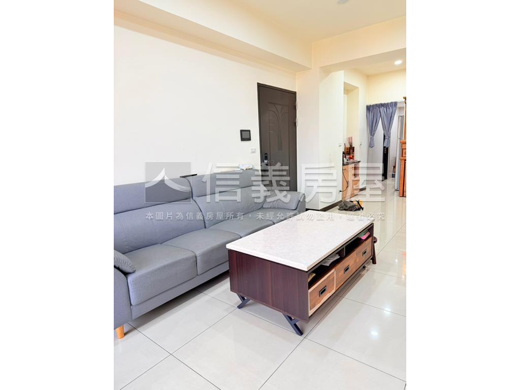 台北捷韻景觀三房車位房屋室內格局與周邊環境