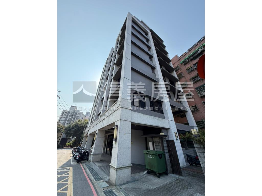 台北捷韻景觀三房車位房屋室內格局與周邊環境