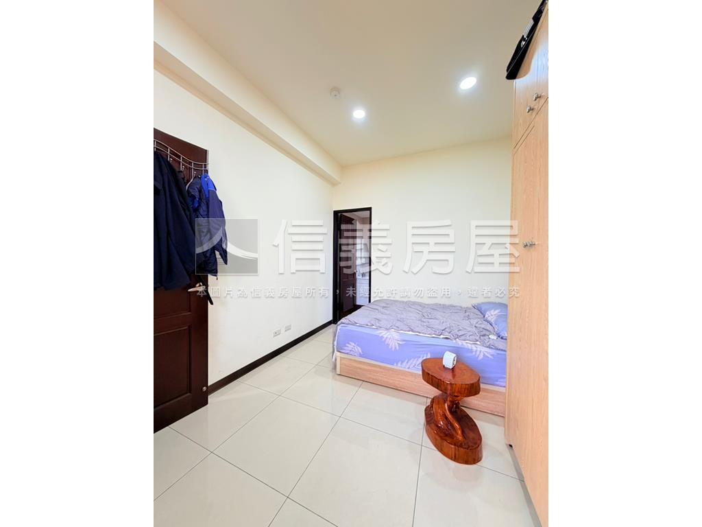 台北捷韻景觀三房車位房屋室內格局與周邊環境