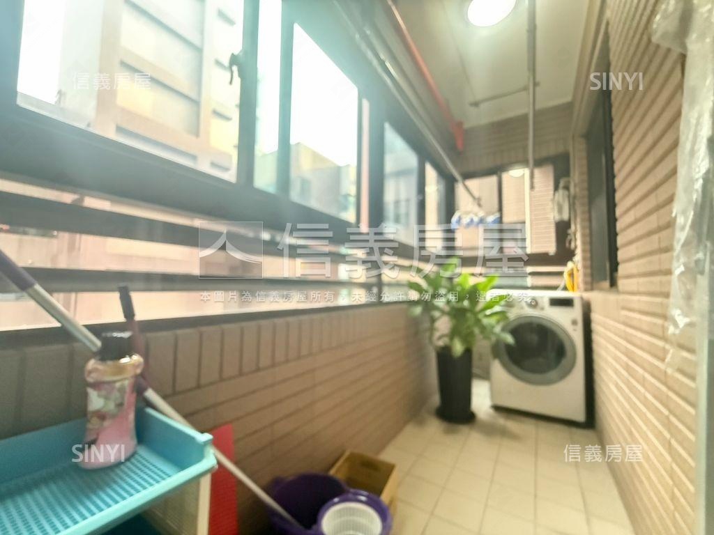 龍鳳禾園景觀電梯三房車位房屋室內格局與周邊環境
