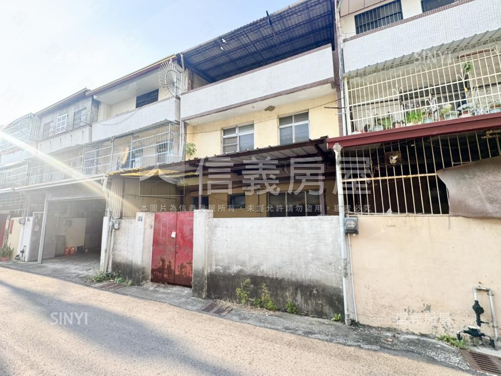 稀有釋出！大面寬臨路透天房屋室內格局與周邊環境