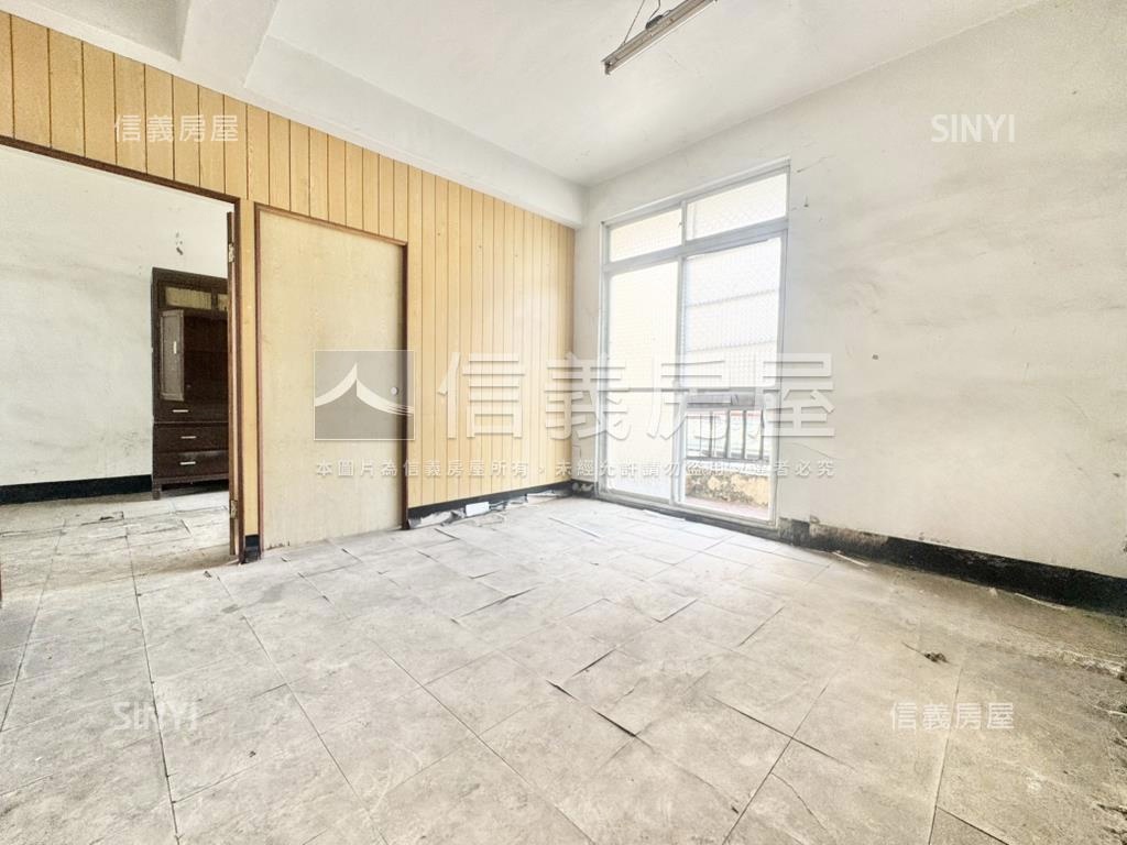 稀有釋出！大面寬臨路透天房屋室內格局與周邊環境