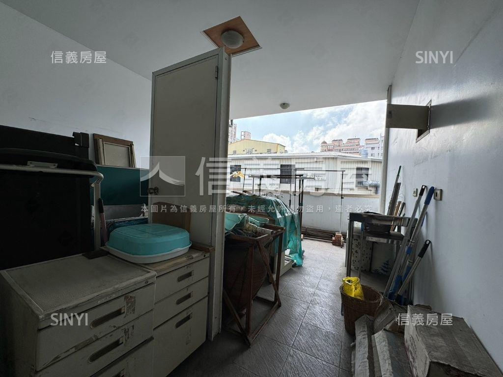 來電！逢甲極美臨路透店房屋室內格局與周邊環境