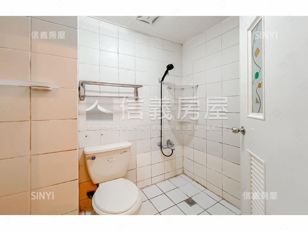 頭家朝南稀有花園大三房房屋室內格局與周邊環境