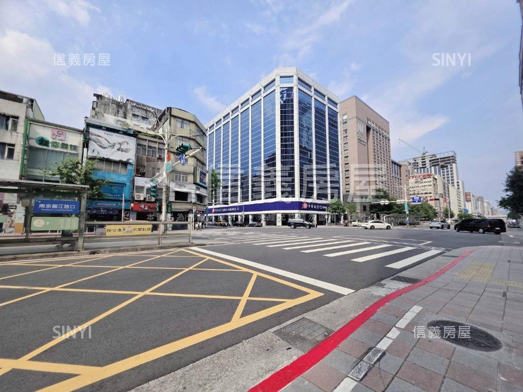 南京御邸｜坐擁繁華帝景§房屋室內格局與周邊環境