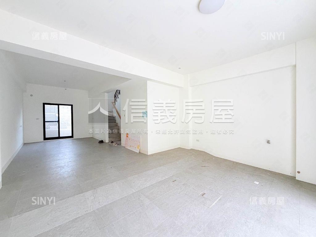 大興街全新臨路車墅Ｂ房屋室內格局與周邊環境