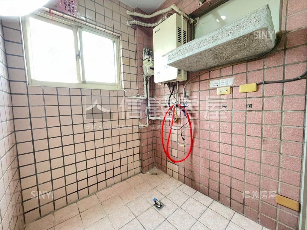 中興大學旁高樓層景觀宅房屋室內格局與周邊環境