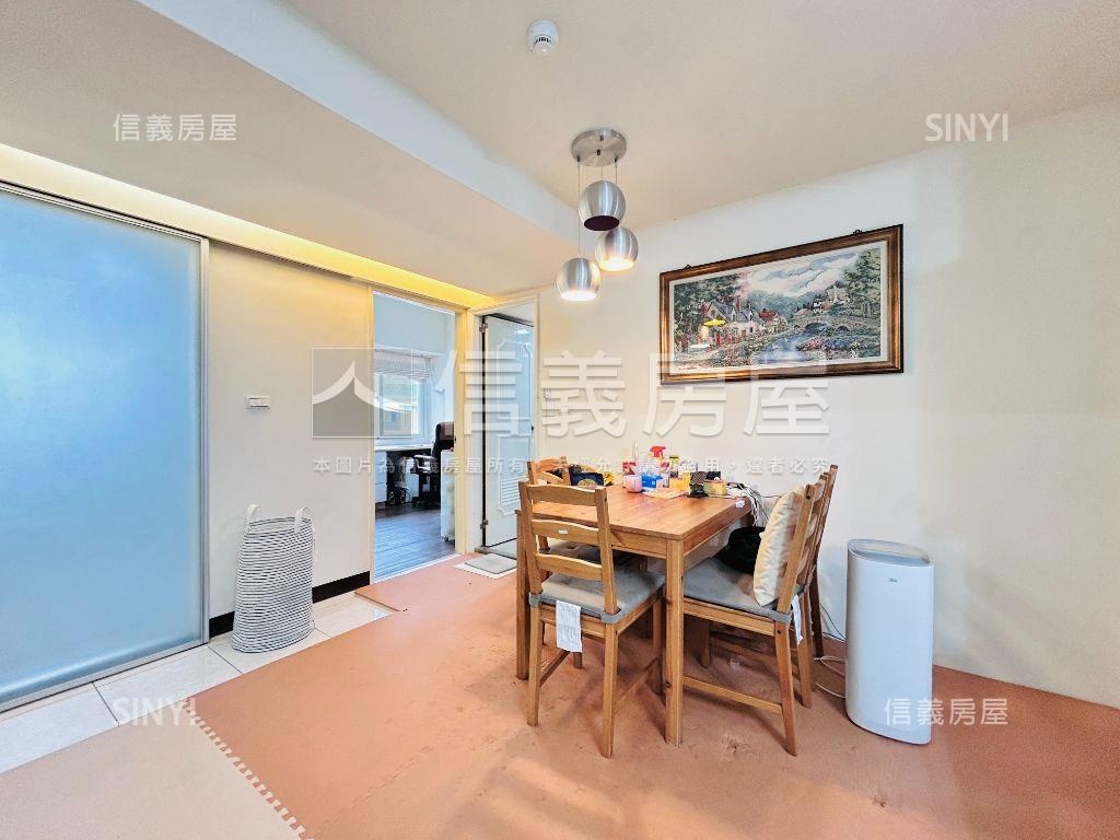 大三房衛浴開窗大車位房屋室內格局與周邊環境