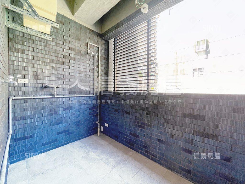 京雅集棒棒三角窗金店面房屋室內格局與周邊環境