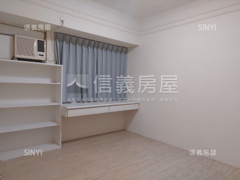 青海創世紀四房平車房屋室內格局與周邊環境