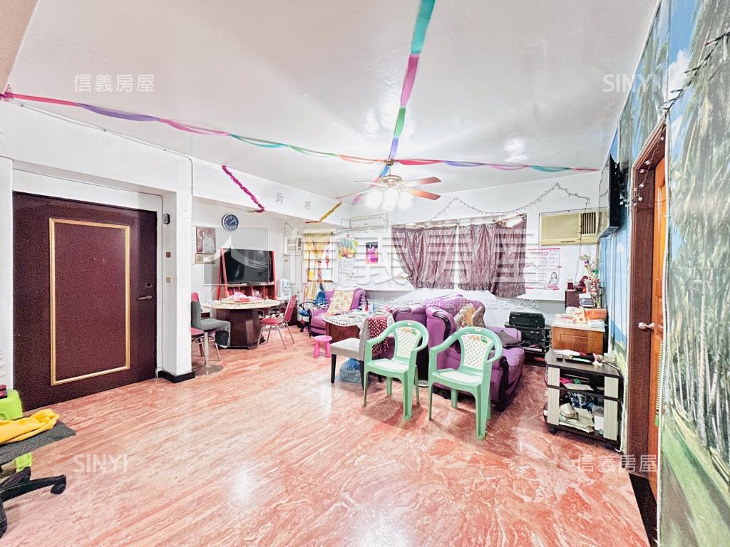 中正三街電梯大空間房屋室內格局與周邊環境