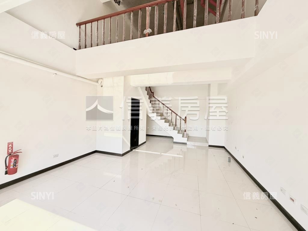 市政御璽黃金店面房屋室內格局與周邊環境